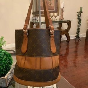 Authentic Louis Vuitton Bucket Bag